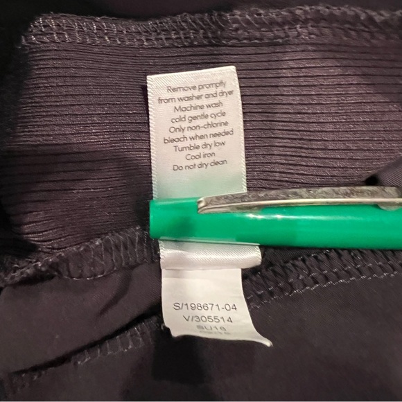 Athleta Ribbed Ankle (Brooklyn) Pant, Size 16, Charcoal - Picture 12 of 15